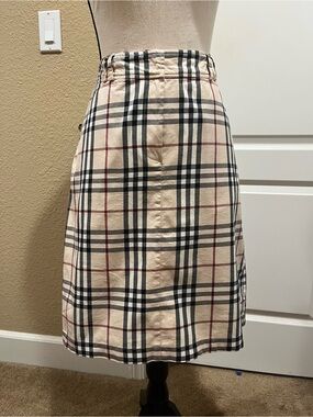 BURBERRY NOVA CHECK PLAID SKIRT